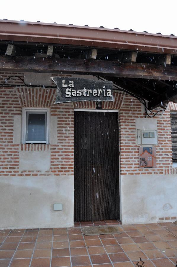 Casa Rural La Sastreria De Adanero Exterior photo